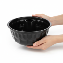 Artikel Køkkendekoration sort kageform Bundt pan metal Ø23cm