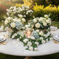 Artikel Kunstig rosenkrans med hvide blomster til dekoration, 170 cm