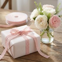 Artikel Pyntebånd med hæklet blonde pyntebånd pink B9mm L20m