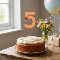 Artikel Nummerpropper fødselsdag 5 blomsterpropper træ 27,5cm 16 stk