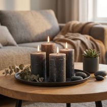 Artikel Ensfarvede stearinlys antracit søjlelys 60×80mm 4 stk.