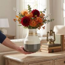 Artikel Vintage metalvase med hank, dekorativ kande, shabby chic, Ø17 cm H23 cm, creme/grå/guld