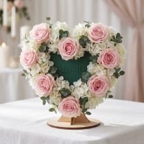 Artikel Blomsterskum 3D hjerte med fod blomsterskum grøn 30cm x 28cm