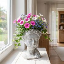 Artikel Plantehoved beton plantekasse kvindehoved hvidvasket H34cm