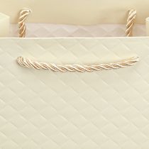 Artikel Gavepose papir gavepose creme 18×10×23cm 1 stk