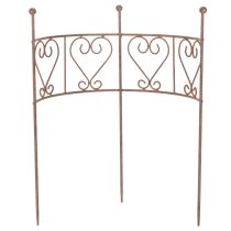 Artikel Halvcirkelformet espalier med hjerteornament. Perfekt til rustik havedekoration. 42 cm