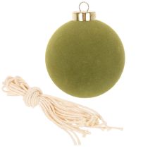 Artikel Juletræskugle, fløjlslook, grøn, tekstureret blanding, 8 cm, 12 stk. Julekugle, mosgrøn med flock, plastikkugler, mosgrøn med flock. Bomuldssnor medfølger til hver kugle.