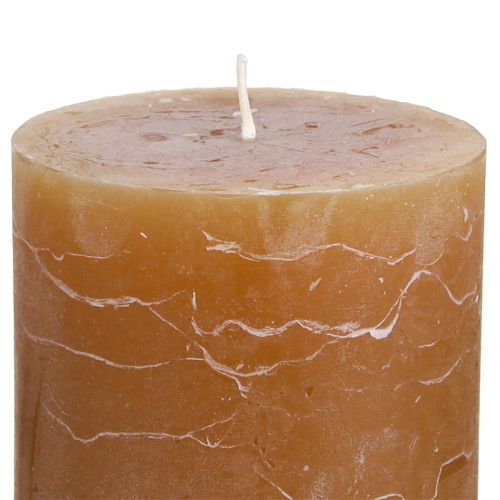 Artikel Ensfarvede stearinlys karamel søjlelys 70×100mm 4 stk