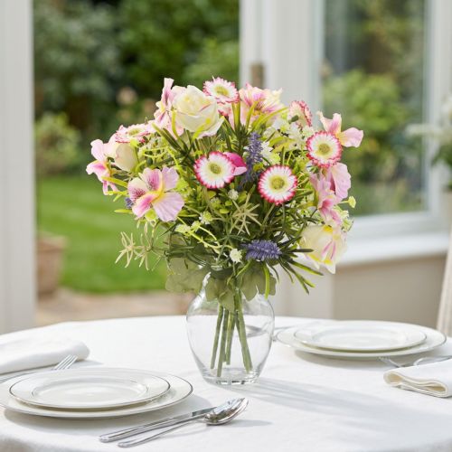 Kunstig blomsterbuket, creme, pink, lilla, grøn, elegant borddekoration | Floristik24.dk