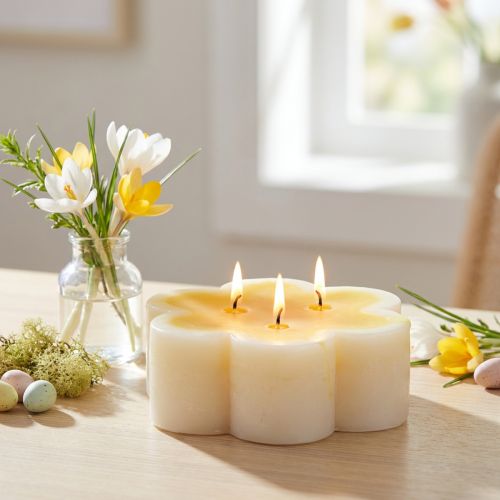 Tre-væget lys dekorativt blomsterlys gul hvid Ø11,5cm H4cm | Floristik24.dk