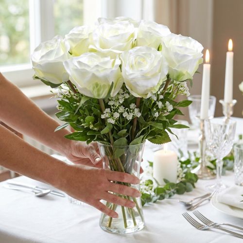 Dekorative rosensilkeblomster i bundt creme 36cm 8 stk | Floristik24.dk
