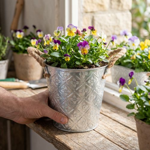 Metalplantepotte, urtepotte med håndtag, plantepotte med blomstermønster Ø18cm | Floristik24.dk