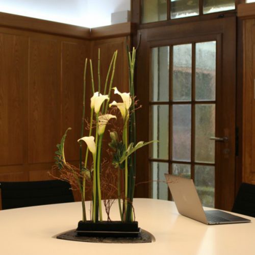Artikel OASIS® Sort Bord Deco Medi Blomsterskum 4 stk