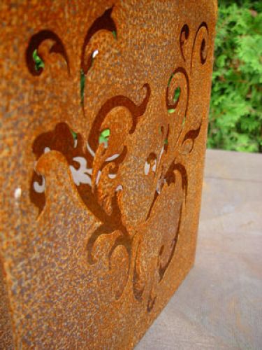 Artikel Barok terning lavet af rustent metal, 36 cm x 36 cm