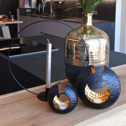 Artikel Fyrfadsstage sort guld borddekoration metal 19×11×17cm