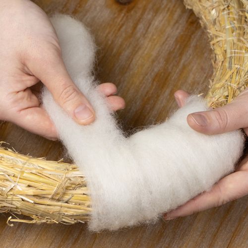 Artikel Uldsnor, hvidt uldbånd, 2m, dekorativ uld til kreative og indpakningsartikler