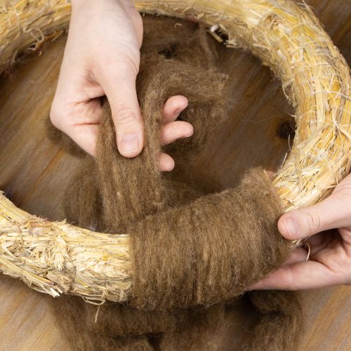 Artikel Uldsnor, dekorativ uld, brun, 2m. Uldsnor, filtgarn til hobby og blomsterdekorationer.