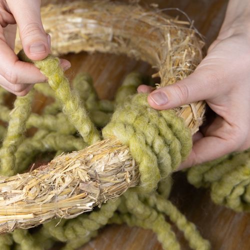 Artikel Blød Mirabell filtsnor, uld, grøn, 25m dekorativt bånd til blomsterdekoration, dekoration, hobbyarbejde, gør-det-selv