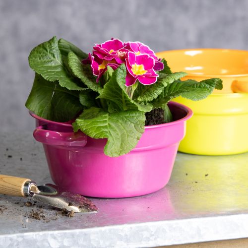 Artikel Metalplantekasse, originalt design til sofistikerede opholdsrum og stilfuld dekoration, 17 cm, 3 stk.