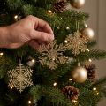 Deco bøjle træ snefnug deco guld vinter Ø10cm 9stk | Floristik24.dk