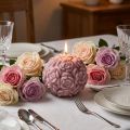 Kuglelys med rosemotiv som romantisk borddekoration | Floristik24.dk