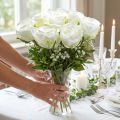 Dekorative rosensilkeblomster i bundt creme 36cm 8 stk | Floristik24.dk