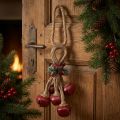 Juleophæng, røde klokker med