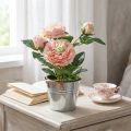 Dekorativ rose i en krukke, romantiske silkeblomster, pink pæon | Floristik24.dk