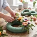Blomsterskumring grøn Ø25cm 4 stk kransearrangement | Floristik24.dk